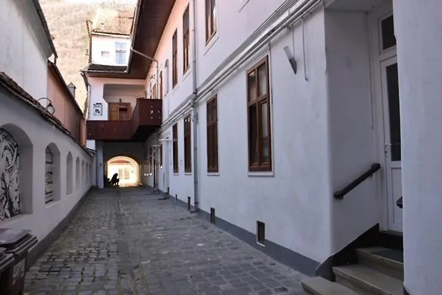 Old Center - Cozy Corner # 2